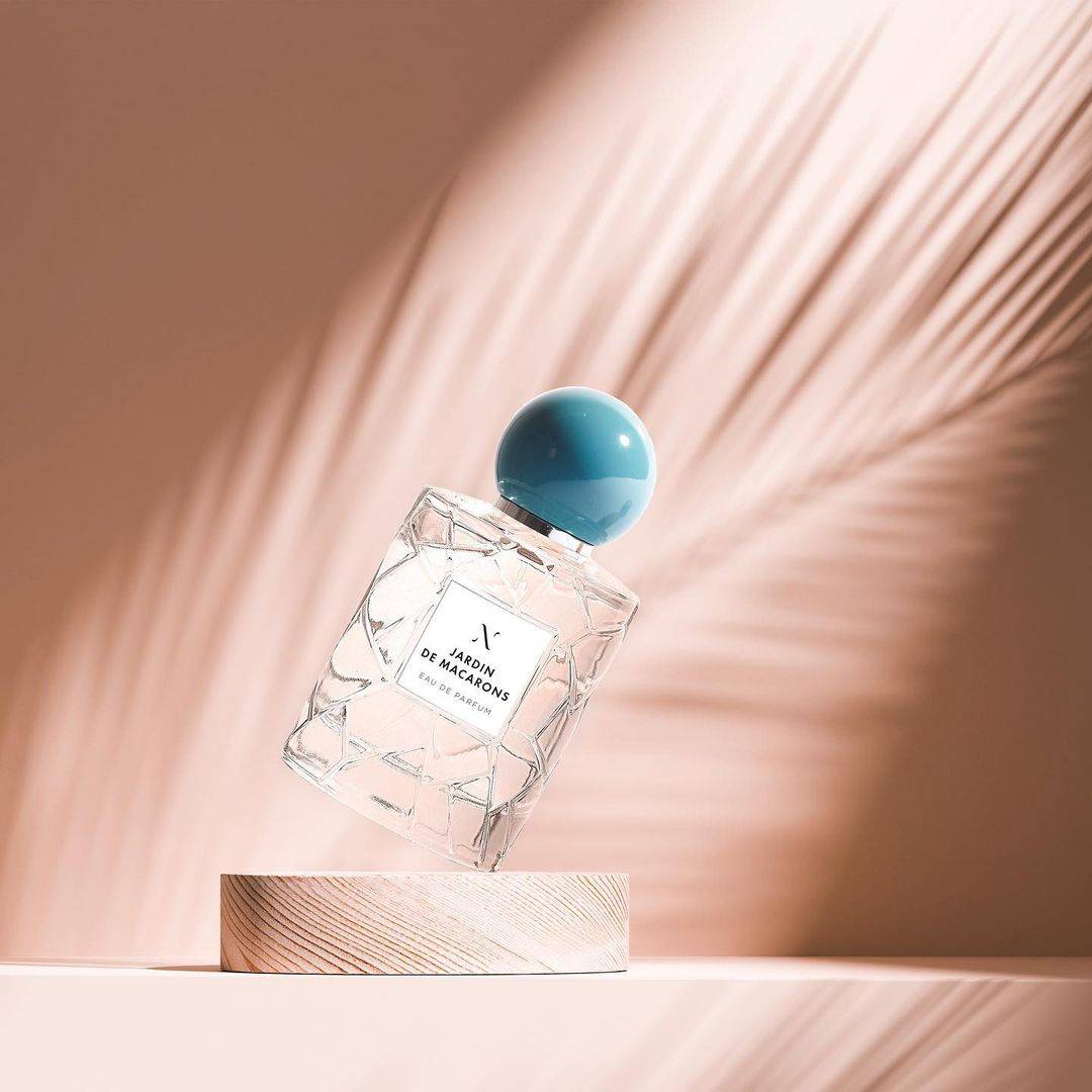 Jardin de Macarons by Les Sœurs de Noé, available at Hallburg.ae – a delightful and sweet gourmand fragrance.